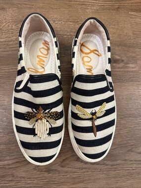 Sam Edelman Black & White Striped Slip-On Sneakers Embroidered bee Size 7.5